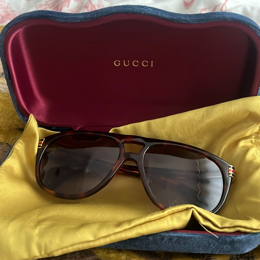 Gucci Aviator Sunglasses